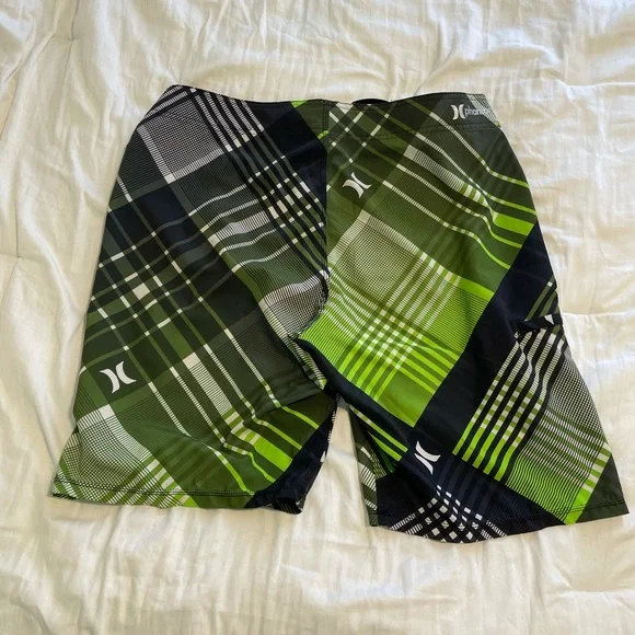 Hurley Men’s Swim Trunk - Picture 2 of 6